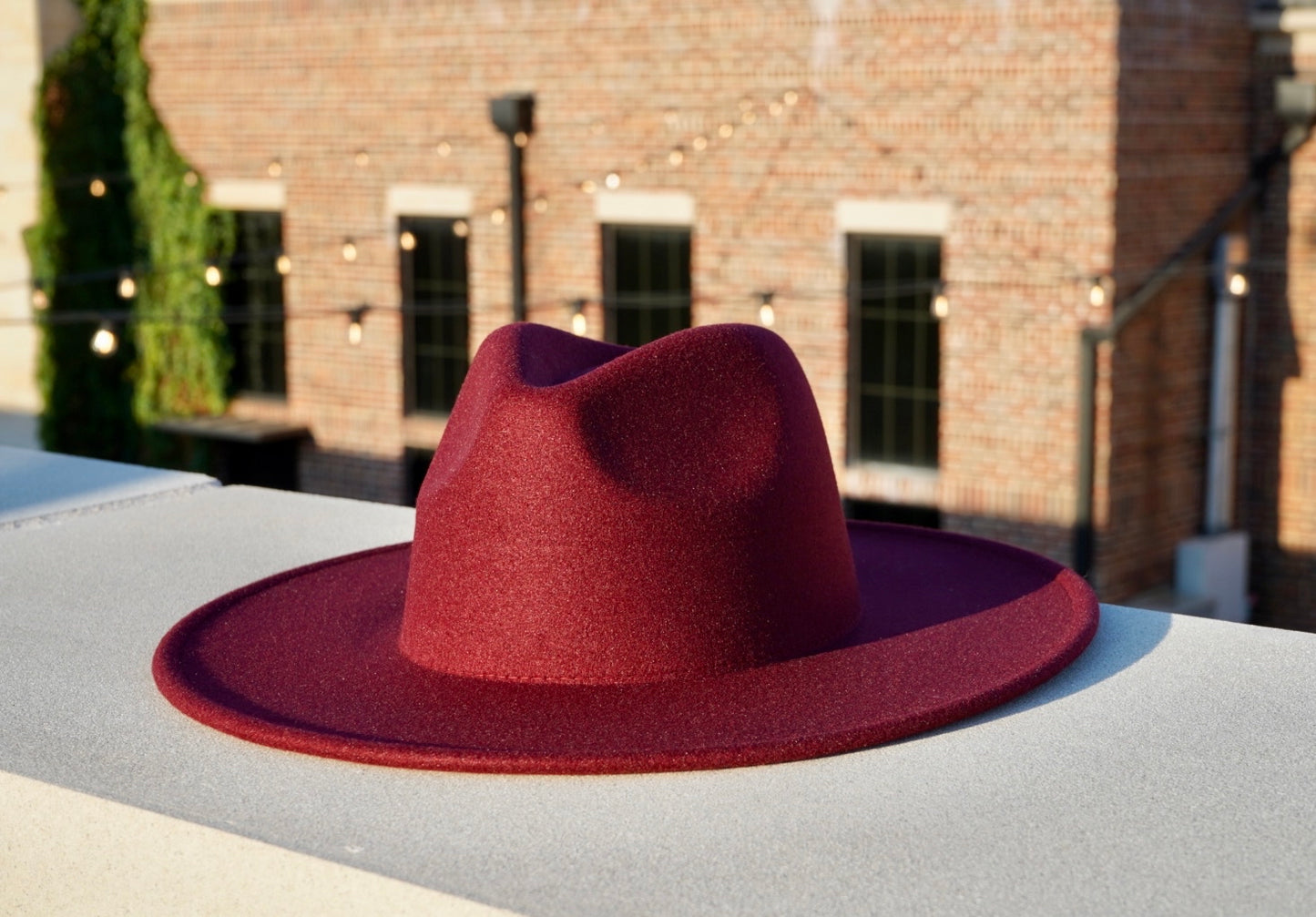 ATLANTA - WIDE BRIM FEDORA - BURGUNDY