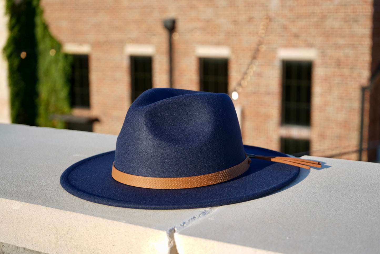 RIVET - NAVY BLUE
