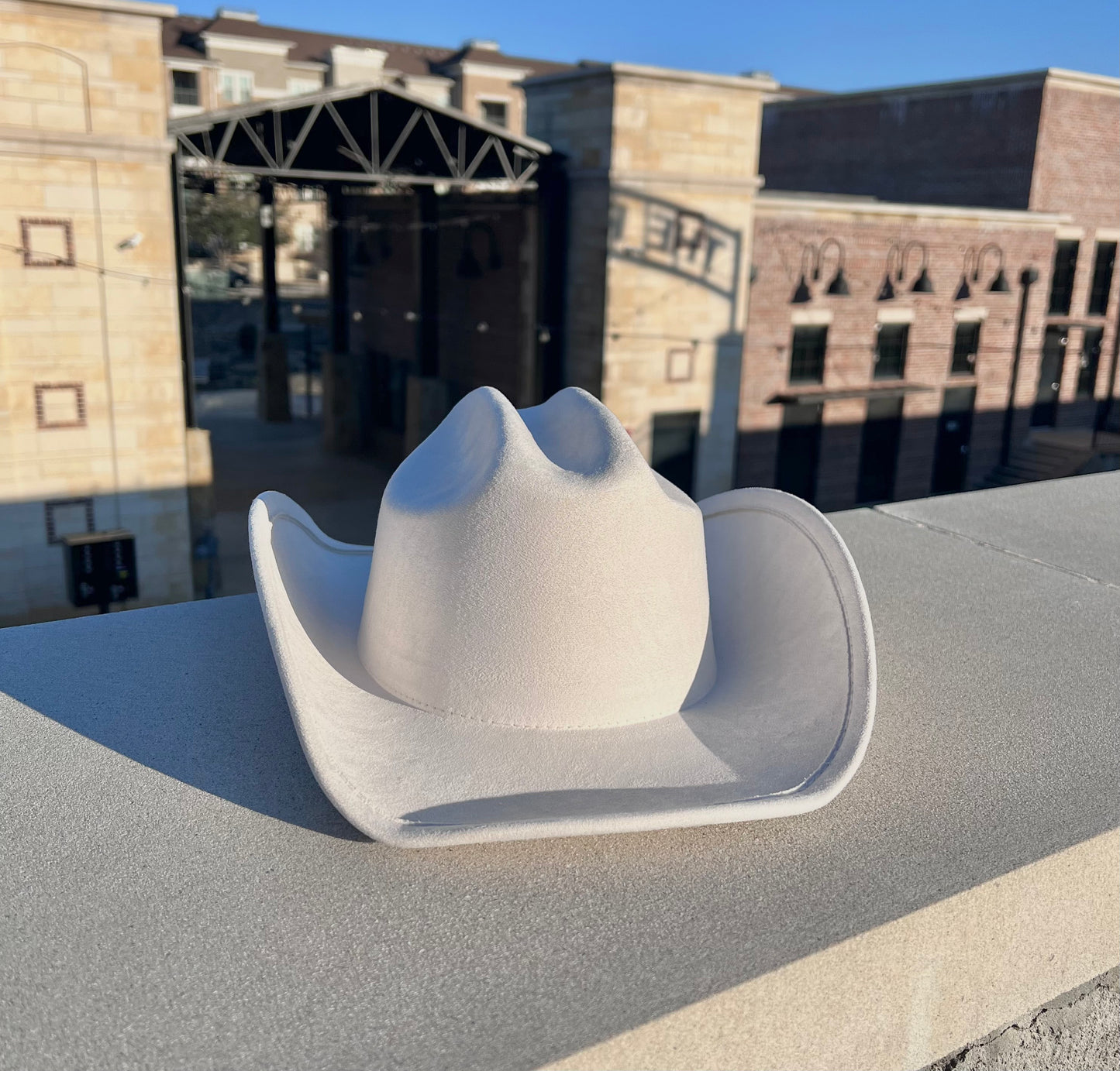 Nashville Suede Cowgirl Hat - Ivory