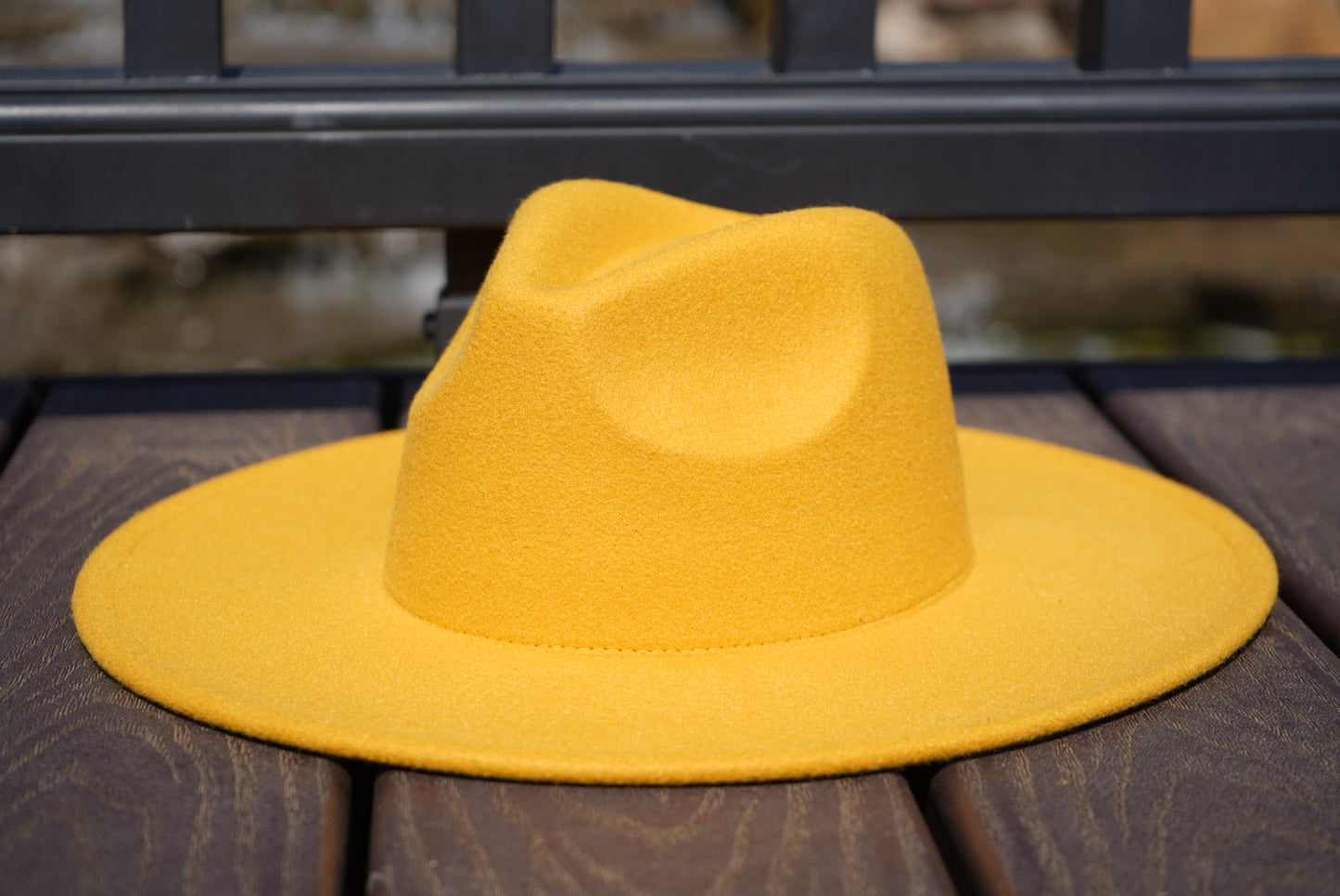 ATLANTA - WIDE BRIM FEDORA - YELLOW